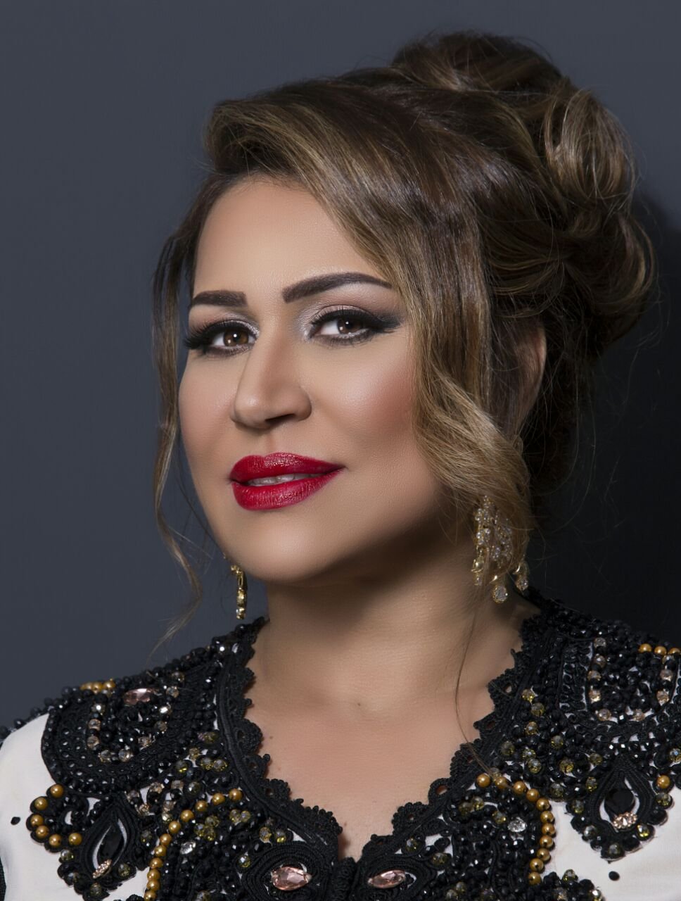 الفنانة نزهة الشعباوي من ينصفها
