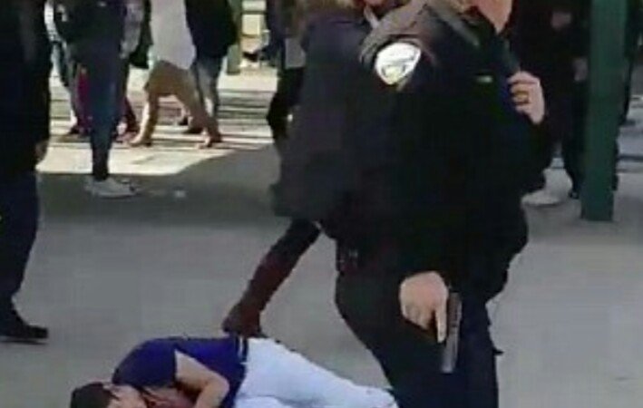 بطش مجرم مبحوث عنه يجبر شرطة العيون لإطلاق الرصاص