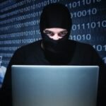 كبرانات الجزائر تمنع التلفزيون من نقل مقابلة المغرب و مصر