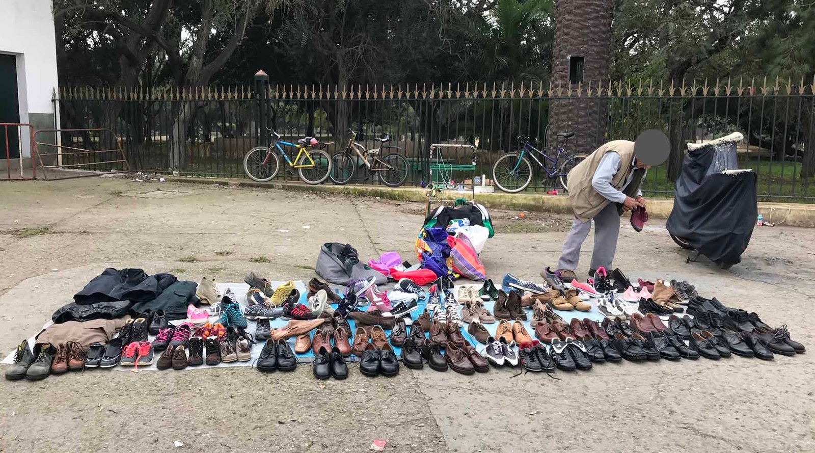 وزير الصناعة والتجارة قدم خطة لتأهيل “الفراشة” متوسطي الدخل الشهري 4100 درهم