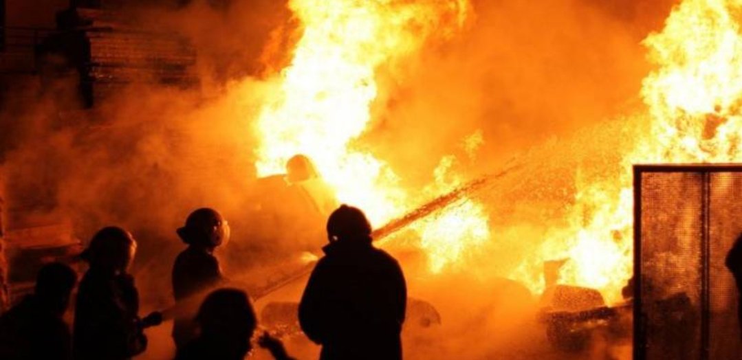 اندلاع حريق مهول بفندق مشور بالرباط