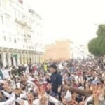 قائد بوجدة يتعرض للرش بالماء القاطع و الامن يعتقل المشتبه به