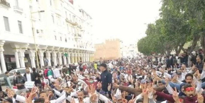 قطاع التعليم،،،التنسيقيات تواصل الاحتجاج والإضراب