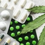 مؤسسات فندقية تشهر لوحة إلغاء مطالبة الزبناء بعقد الزواج