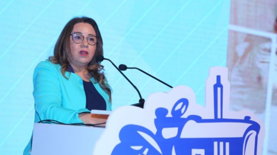 الجرار يختار فاطمة السعدي عضواً في القيادة الجماعية الثلاثية للأمانة العامة للحزب