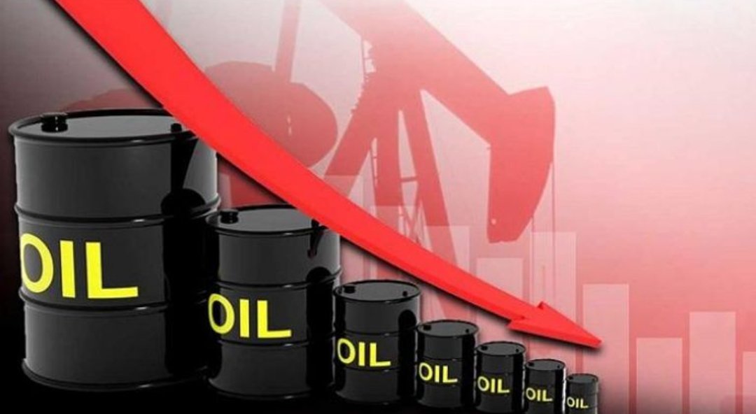 أسعار النفط تتراجع وسط مخاوف من انخفاض الطلب في الصين وانحسار التوترات الجيوسياسية