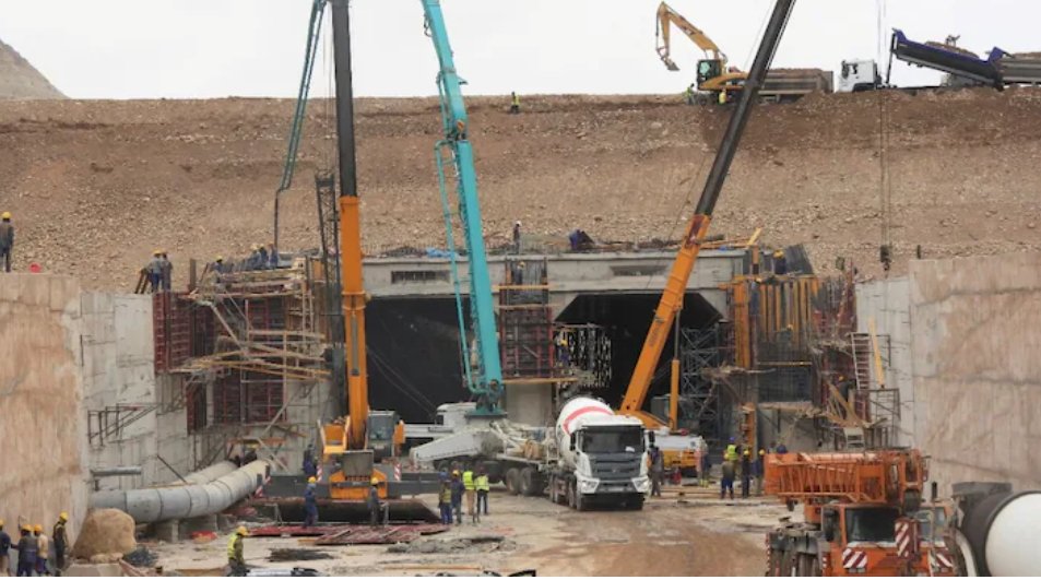 اين وصلت أشغال بناء سد التامري الجديد شمال اكادير؟