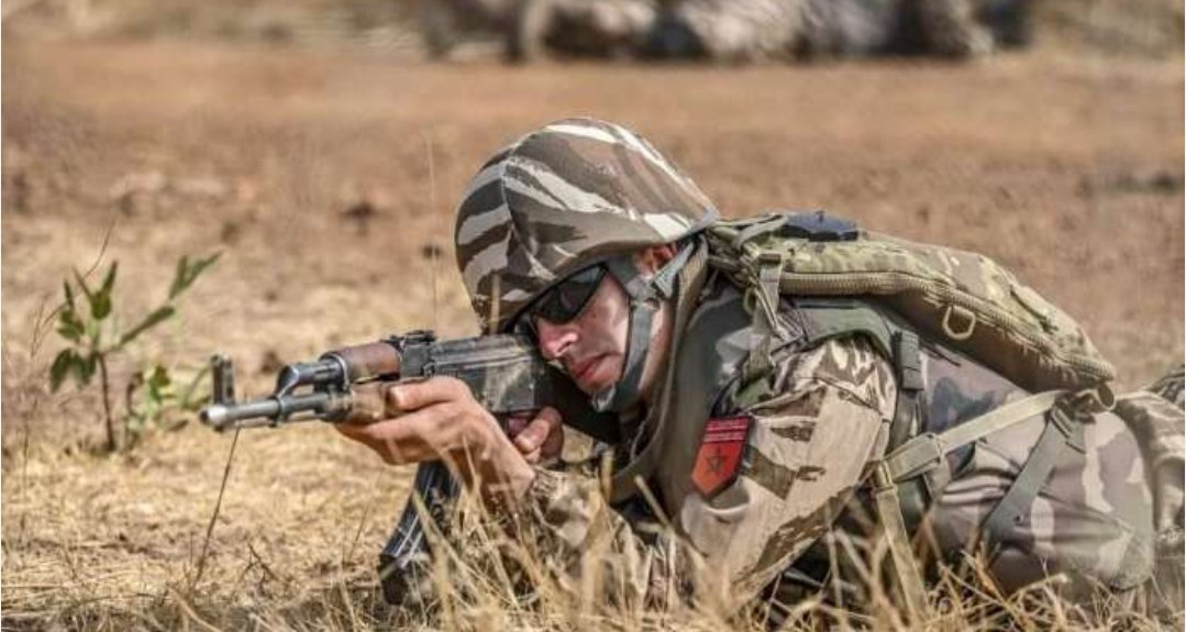 بشكل مباشر القوات المسلحة الملكية تستهدف عناصر من جبهة “البوليساريو”  بعد توغلهم بالمنطقة العازلة للمحبس