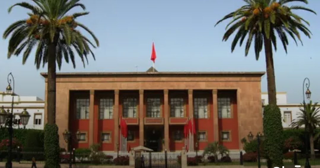 ظاهرة انتشار ” محتويات تافهة” بمواقع التواصل الاجتماعي امام البرلمان