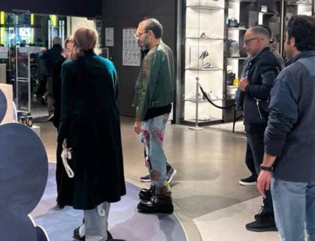 ظهور جلالة الملك محمد السادس بباريس يضع حدا لترهات الاعداء