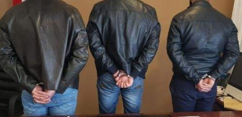 الاختطاف و الابتزاز يجر 3 عناصر من القوات العمومية و شخص اخر الى الاعتقال ببوعرفة