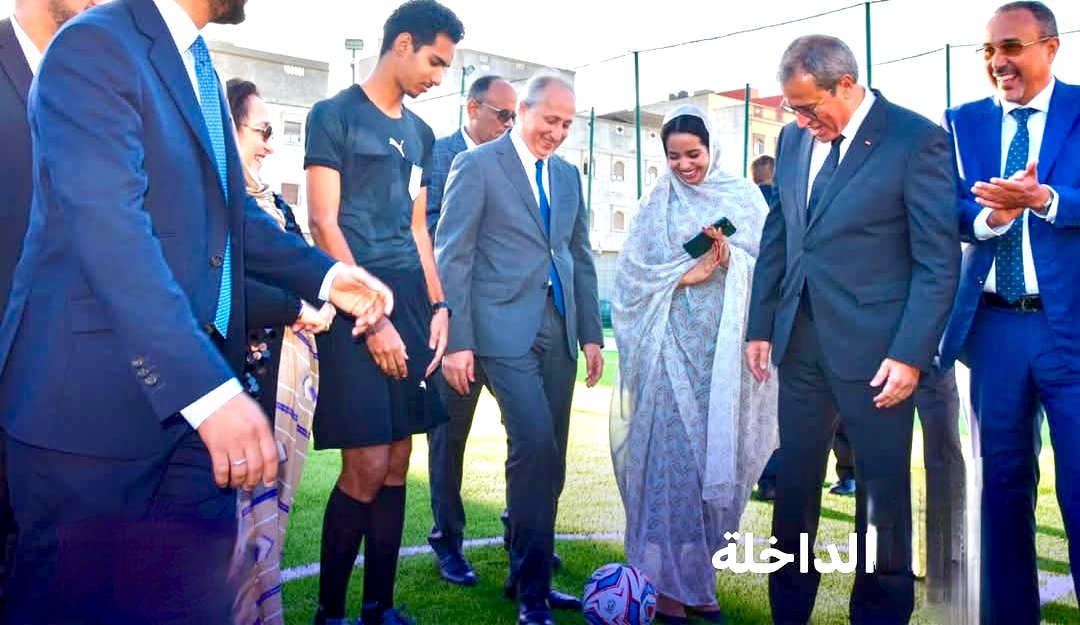 وزير التعليم برادة يشرف على افتتاح عد من ملاعب القرب بالداخلة