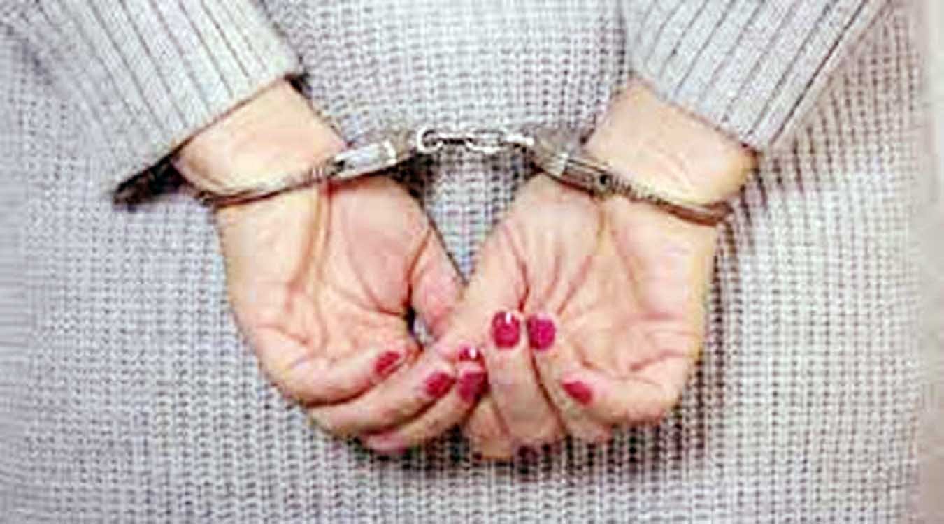 معطيات الديستي وراء اعتقال مديرة بنيابة التعليم و مقاول و مساعده