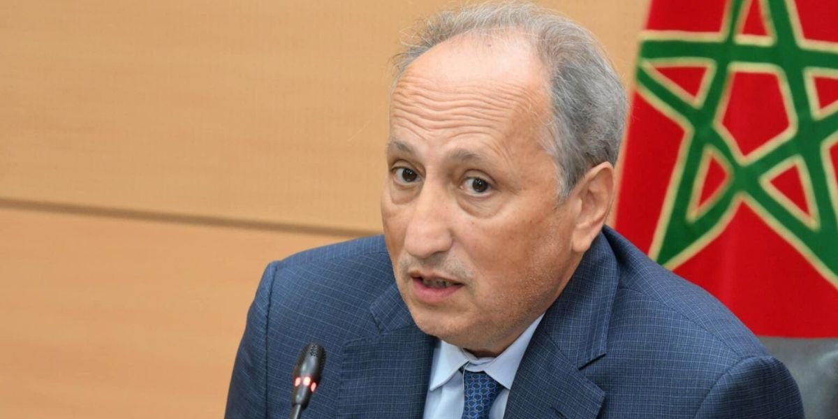 بلاغ وزارة التربية حول مواصلة تسوية الوضعيات الإدارية والمالية لبعض الموظفات والموظفين