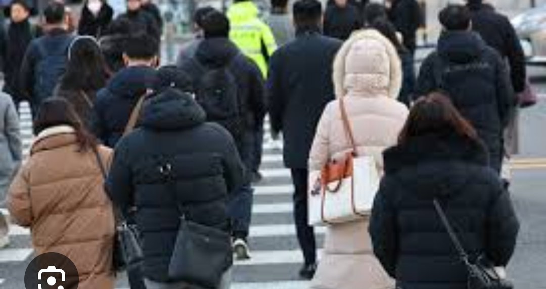 الحالة الجوية العامة تتميز بطقس بارد نسبيا إلى بارد اليوم الاثنين