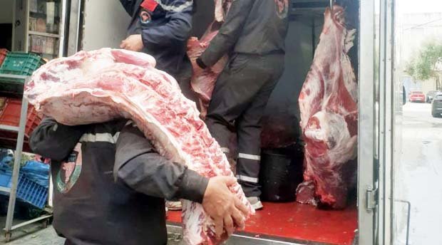 لحوم ذبائح سرية مجهولة المصدر وغير صالحة للاستهلاك الآدمي بطنجة