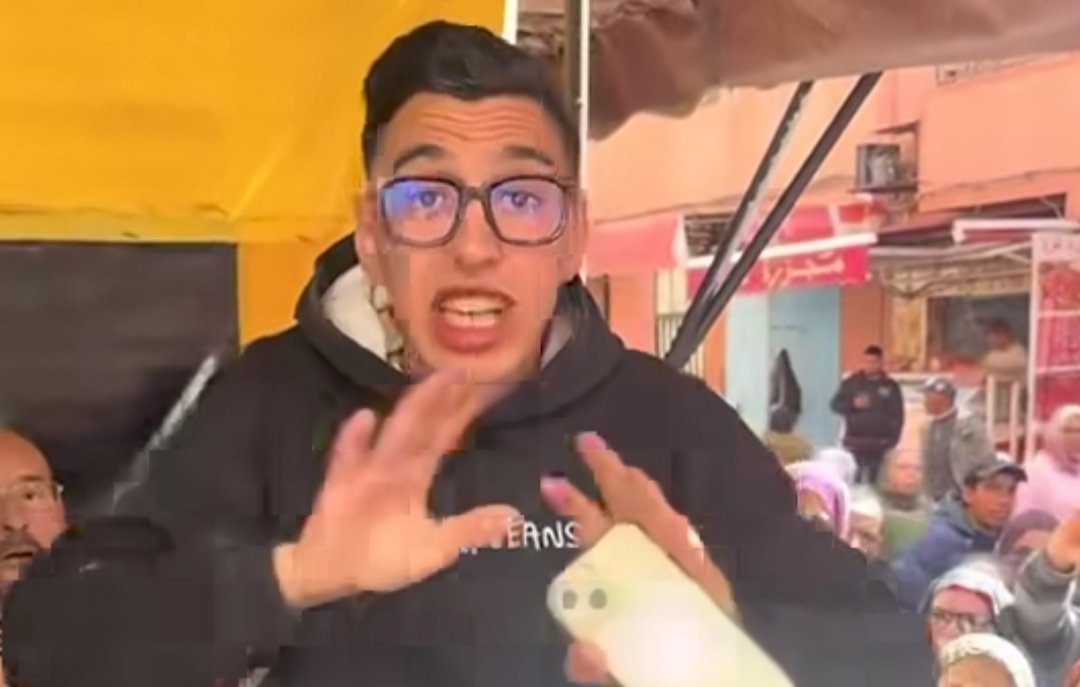 تفاصيل إغلاق سلطات مراكش لمحل عبدالاله الشهير ب “مول الحوت”