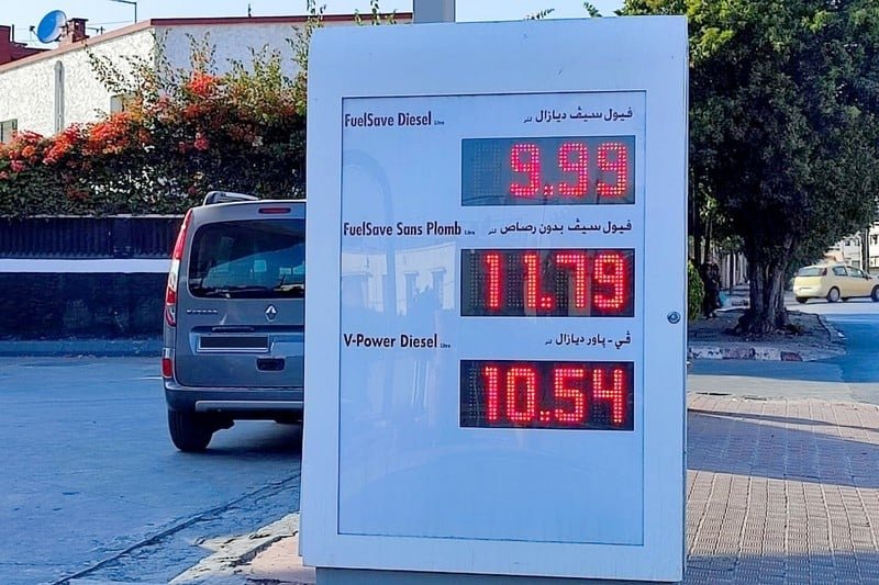 اليماني: ثمن لتر الغازوال لا يجب أن يتعدى 10.35 دراهم، و لتر البنزين لا ينبغي أن يتجاوز 11.37 درهما،