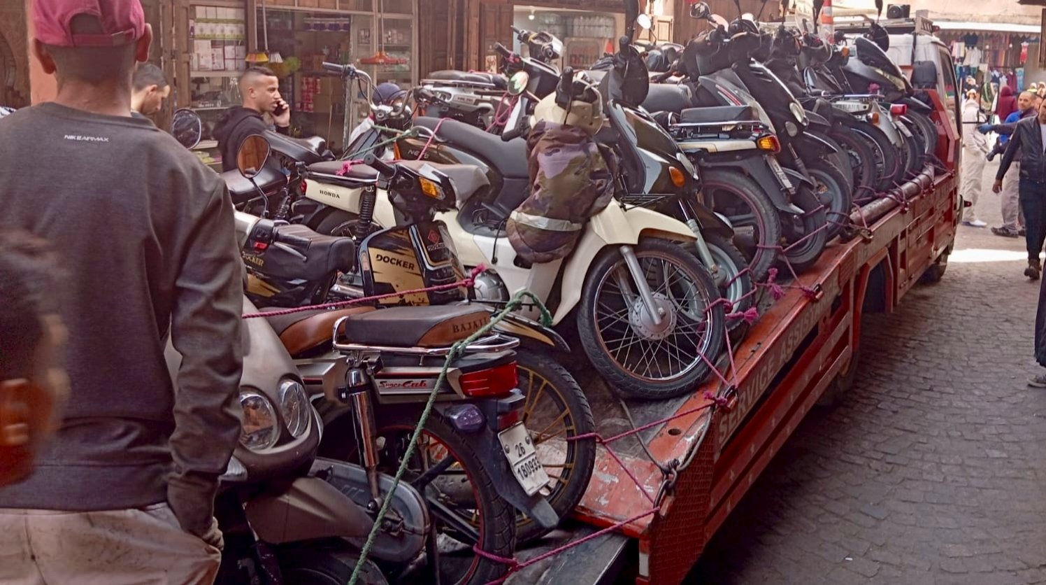 حملة امنية بمراكش ضد سائقي الدراجات النارية المخالفة للقانون