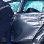 انقلاب شاحنة كانت تحمل كمية كبيرة من الخمور بسيدي ابراهيم