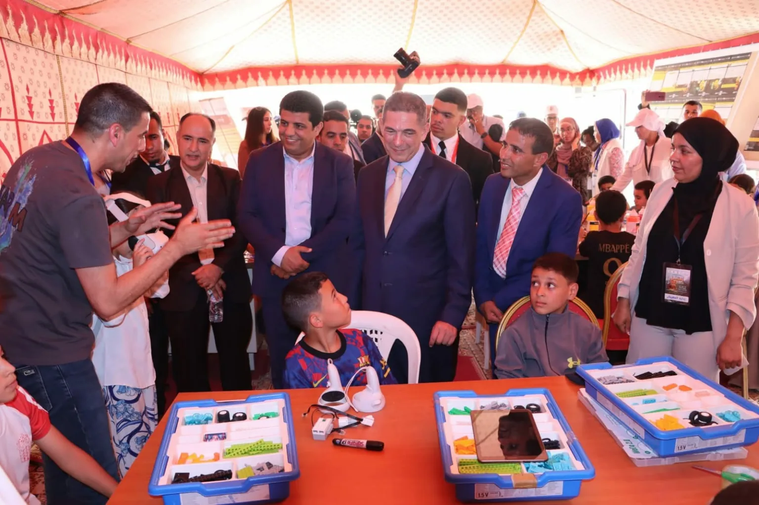 امزازي يترأس مراسيم افتتاح فعاليات “مهرجان العسل” في نسخته الخامسة