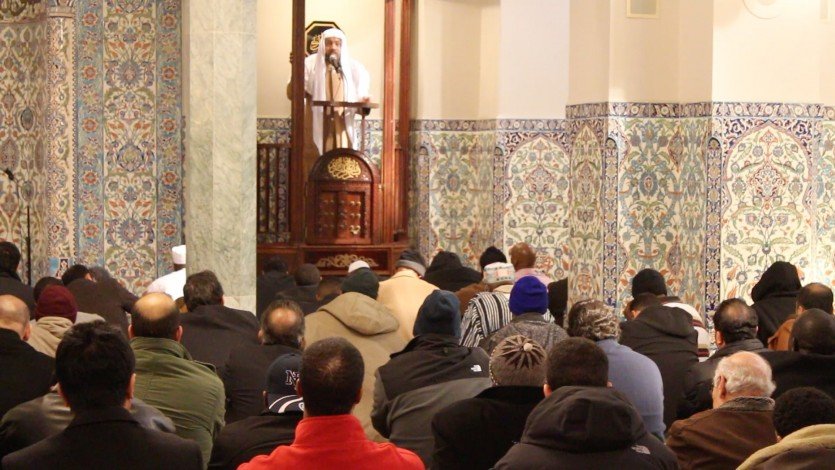 “تربية الأولاد على المشاركة في الشأن العام” موضوع خطبة اليوم الجمعة بالمساجد