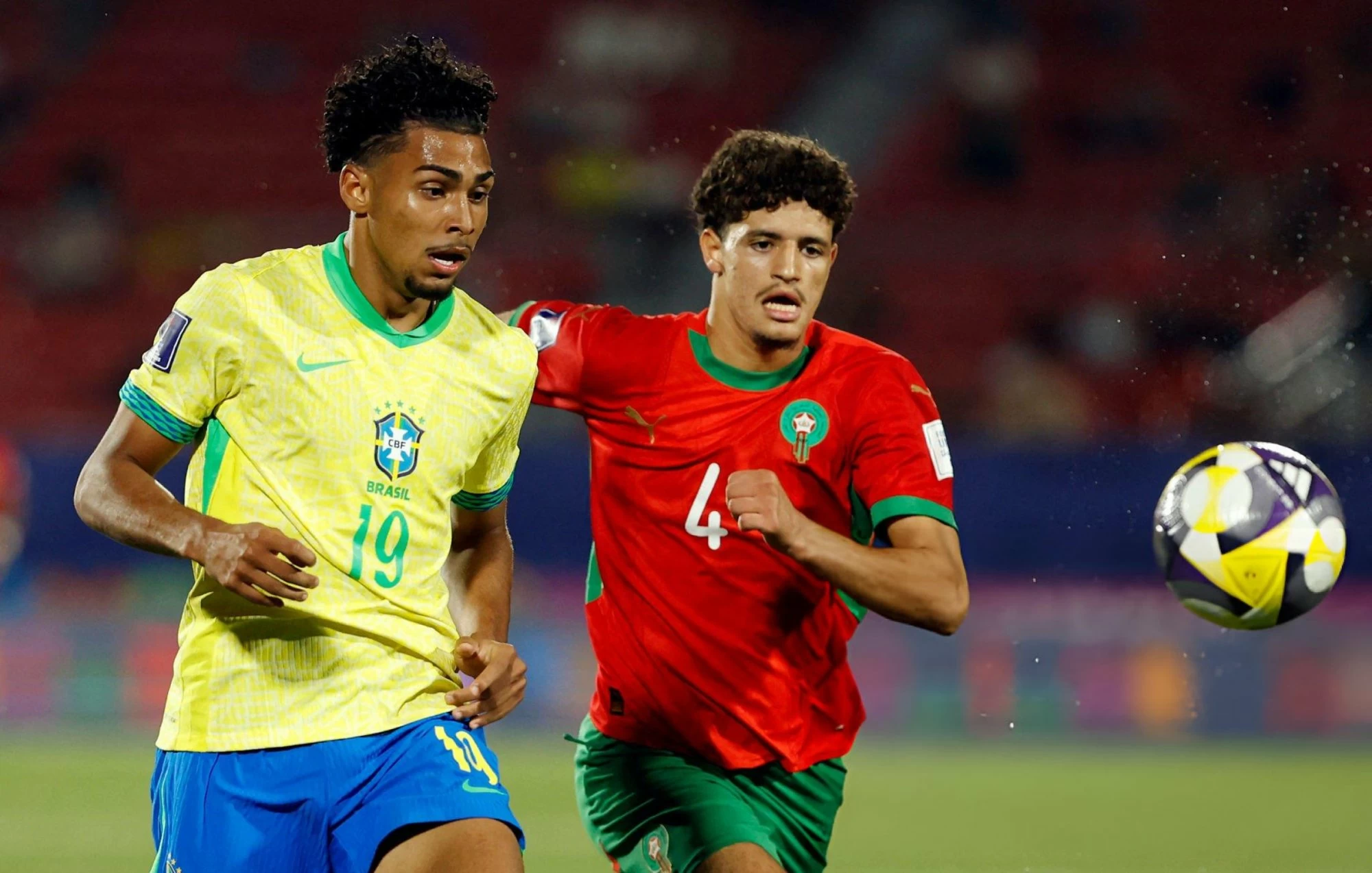 الناخب الوطني يستدعي المدافع الشاب إسماعيل باعوف