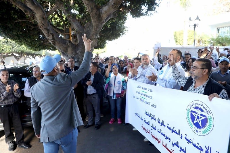 غموض مركزية الأجور يهدد بنزول الصحة  للاحتجاج بالشارع