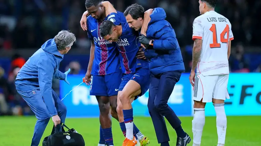 الركراكي يؤكد ان حالة الظهير الأيمن أشرف حكيمي مطمئنة