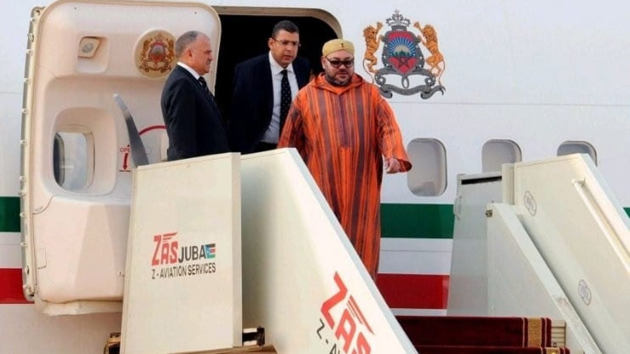 جلالة الملك يعود الى أرض الوطن في حفظ الله ورعايته