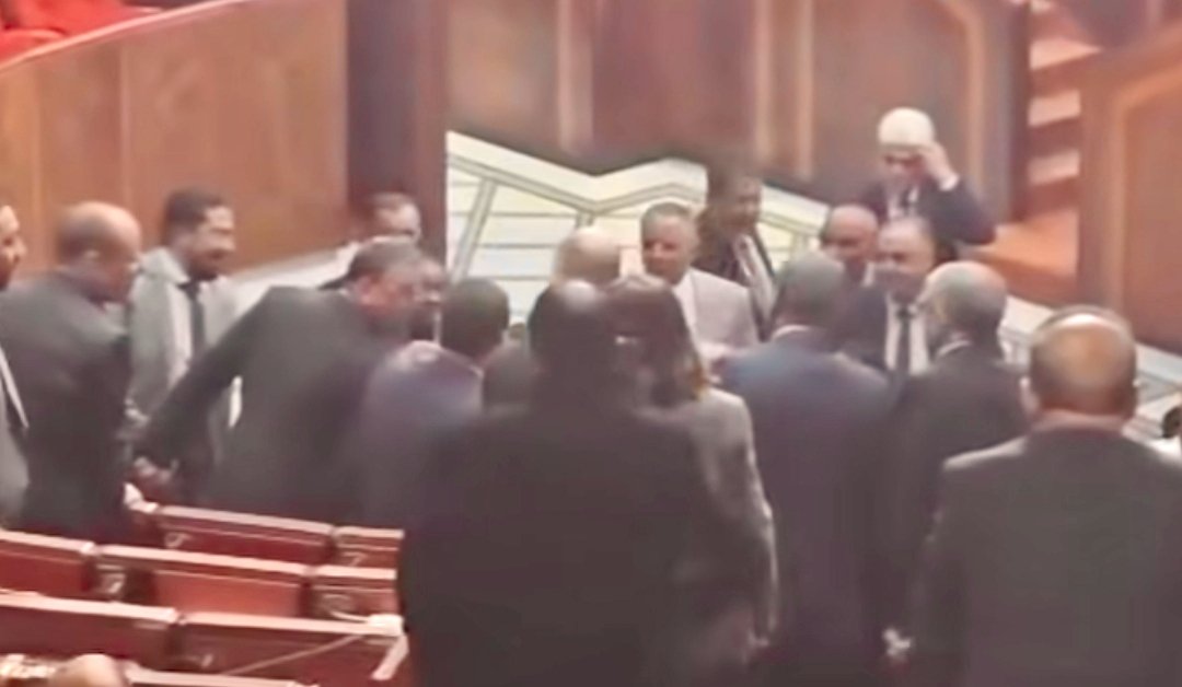 انفجار نقاش حاد بين وزير العدل و اعضاء البيجيدي بمجلس النواب