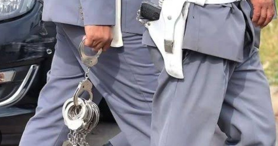 توقيف مستشار جماعي يتاجر في المخدرات بوزان و اخر تسبب في انقلاب سيارة شرطة بخريبكة