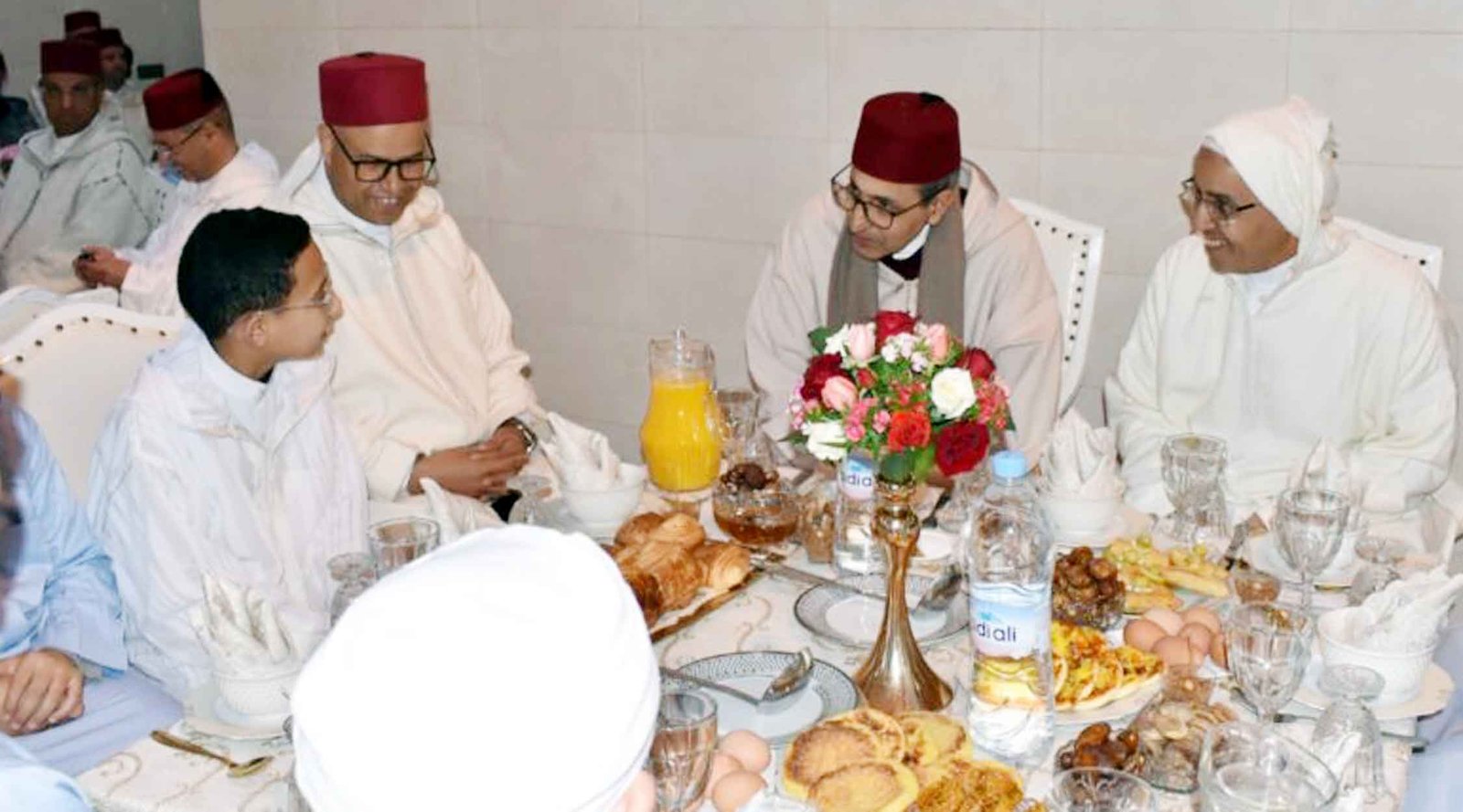 امزازي يحضر حفل إفطار جماعي احتضنته المدرسة العتيقة “الإمام الجزولي”