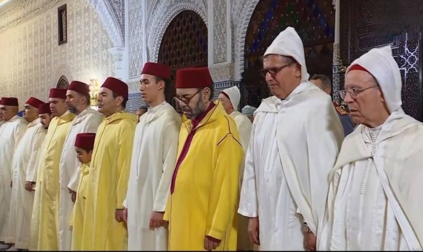 أمير المؤمنين يترأس بالقصر الملكي بالرباط حفلا دينيا إحياء لليلة القدر المباركة